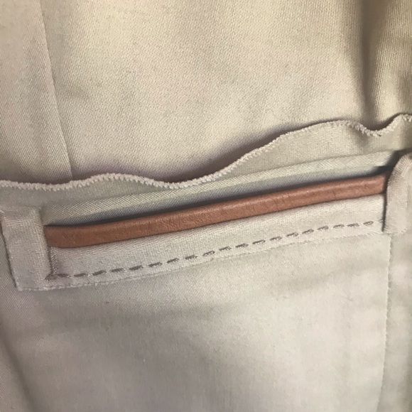 Abercrombie & Finch tan cropped blazer - Picture 2 of 4